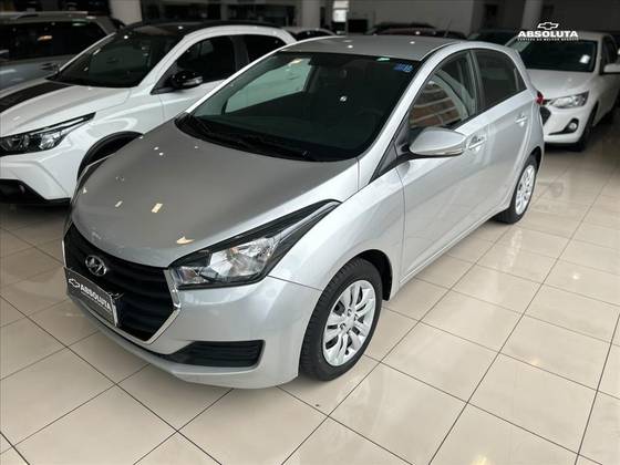 HYUNDAI HB20 1.6 COMFORT PLUS 16V FLEX 4P AUTOMÁTICO HYUNDAI HB20 1.6 COMFORT PLUS 16V FLEX 4P AUTOMÁTICO